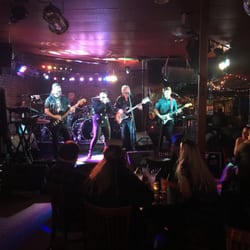 TJ's Cascade Bar & Grill - Catch 22 (12/31/15)