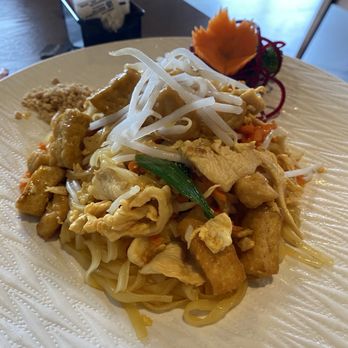 Chico Thai Cuisine - Pad Thai - Thai Near Me - Chico, California
