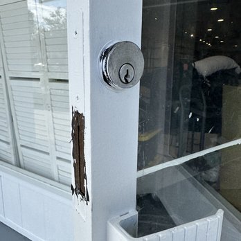Hero Locksmiths - Commercial work in Lido key (St Armands Circle)
Commercial deadbolt was installed and re-keyed. - Keys & Locksmiths Near Me - Sarasota, Florida Hero Locksmiths - Commercial work in Lido key (St Armands Circle)
Commercial deadbolt was installed and re-keyed. - Keys & Locksmiths Near Me - Sarasota, Florida