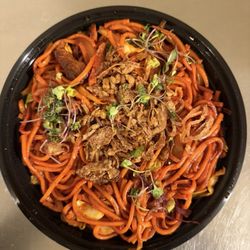 Momo Souls - SCHEZWAN CHOWMEIN
