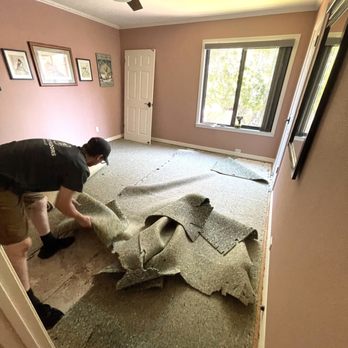 Flooring Discount Center - Old carpet & padding removal - Flooring Near Me - Morro Bay, California Flooring Discount Center - Old carpet & padding removal - Flooring Near Me - Morro Bay, California