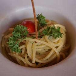 Acquapazza di Gennaro Castiello - Spaghetti con la colatura di alici