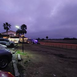 Country Line Saloon - Little walk to the restaurant from the lot, beautiful view of the track
