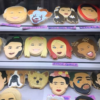 Funny Face Bakery - Cupcakes Near Me - New York, New York
