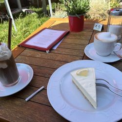 Deicheck Cafe