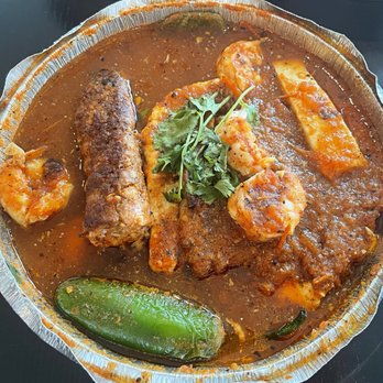 Cabrera's Mexican Cuisine - Mexican Near Me - Pasadena, California