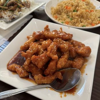 Pho Le - Chinese Near Me - Berkeley, California