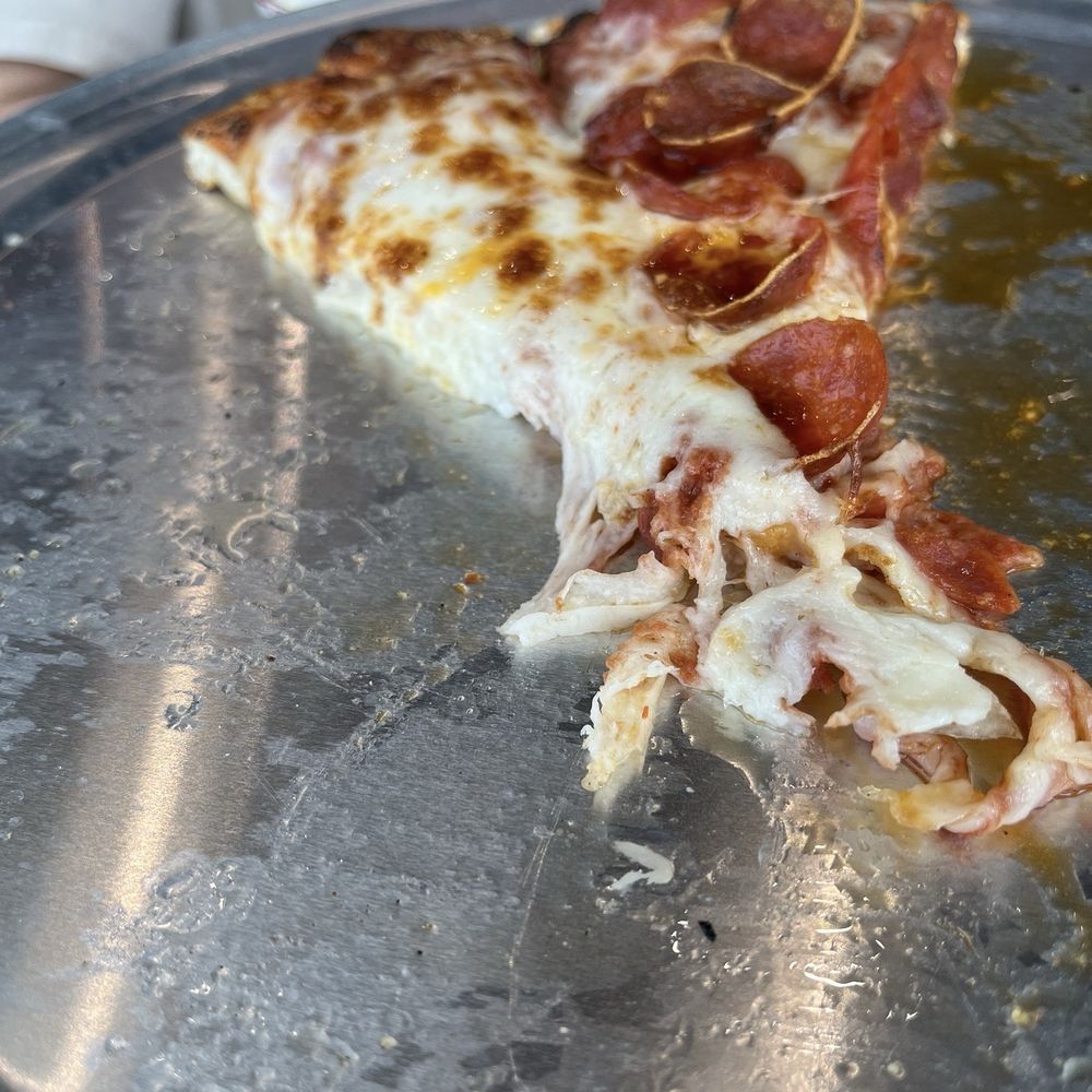 Mountain Mike's Pizza - Cheese and pepperoni pizza.... Nothing extra special! - Chicken Wings Near Me - Pasadena, California Mountain Mike's Pizza - Cheese and pepperoni pizza.... Nothing extra special! - Chicken Wings Near Me - Pasadena, California