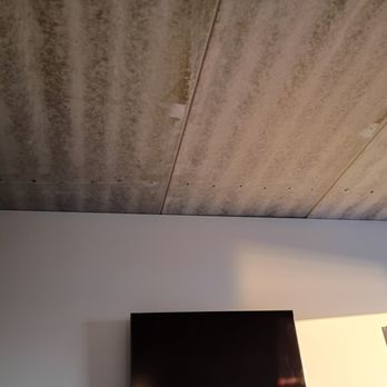 Pier B Resort - weird unfinished ceiling work in our guest room - Resorts Near Me - Duluth, Minnesota