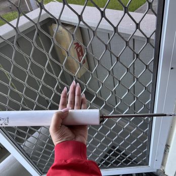 Mint Moving Solutions - Broken door part - Movers Near Me - Pearl City, Hawaii