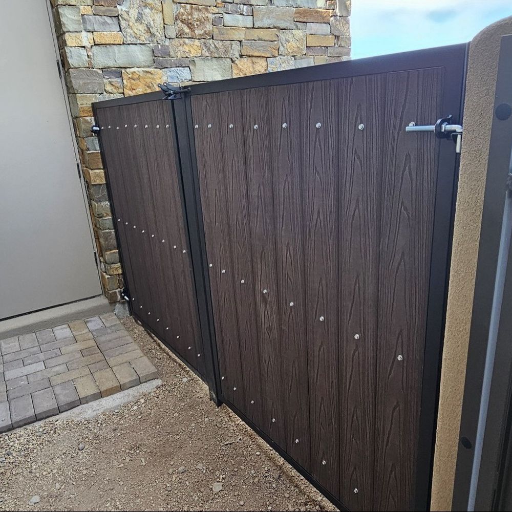R&M Custom Ironworks - New gates - Fences & Gates Near Me R&M Custom Ironworks - New gates - Fences & Gates Near Me