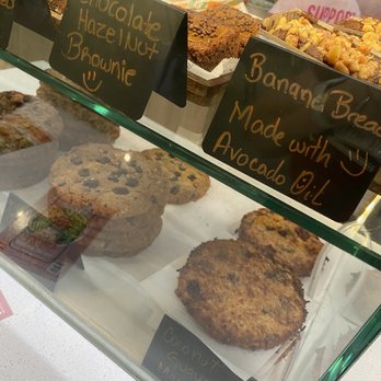 Carrot Express - Dessert display - Juice Bars & Smoothies Near Me - Plantation, Florida Carrot Express - Dessert display - Juice Bars & Smoothies Near Me - Plantation, Florida