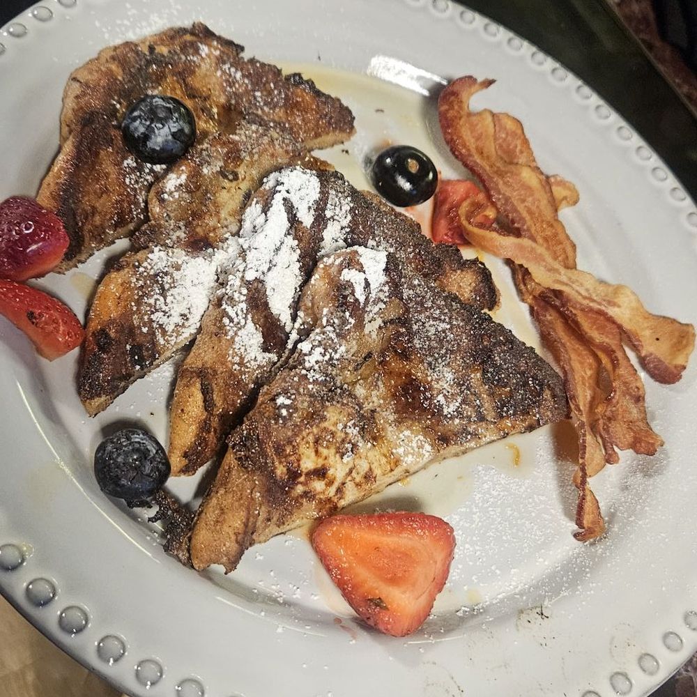 Allure Lounge - Restaurants Near Me - Orlando, Florida Allure Lounge - Restaurants Near Me - Orlando, Florida