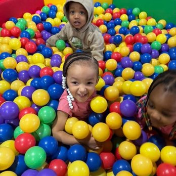 Play Paradise - Kids Activities Near Me - McKees Rocks, Pennsylvania