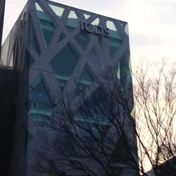 トッズ 表参道 ブティック Fashion 神宮前5 1 5 渋谷区 東京都 Japan Phone Number Yelp