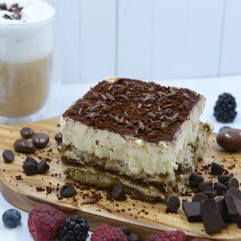 Legends Pizza - Tiramisu - Pizza Near Me - Albany, New York Legends Pizza - Tiramisu - Pizza Near Me - Albany, New York