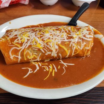 La Paz Restaurant - Super Deluxe Burrito . - Mexican Near Me - El Segundo, California La Paz Restaurant - Super Deluxe Burrito . - Mexican Near Me - El Segundo, California