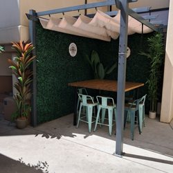 Deli Delicias & Fresh - Nice seat in the back hiding Nice