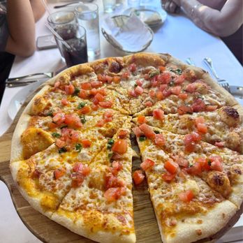 Florentine Trattoria - Margarita pizza - Italian Near Me - Saratoga, California