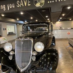 Snyder's - Showroom