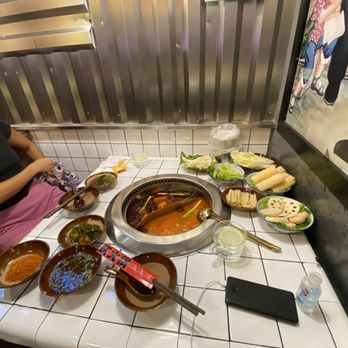 ER HOT POT - Updated July 2024 - 208 Photos & 105 Reviews - 11 W 36th