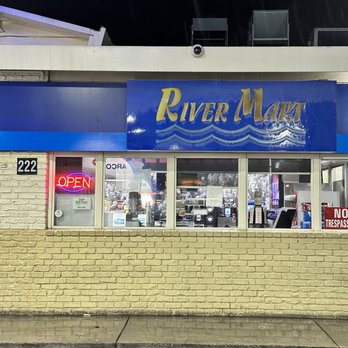 ARCO - Gas Stations Near Me - Sacramento, California