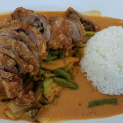 Phi Asia - Thai Curry mit Ente 7.90€ echt lecker