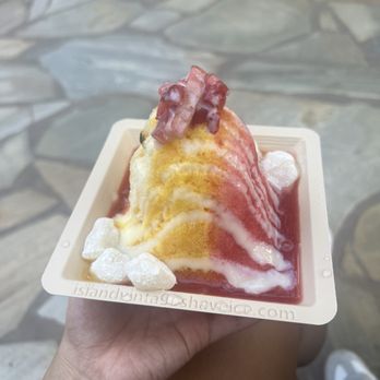 Island Vintage Shave Ice - Shaved Ice w/ Strawberry, Mango, and Lilikoi and 2x Mochi - Shaved Ice Near Me - Honolulu, Hawaii Island Vintage Shave Ice - Shaved Ice w/ Strawberry, Mango, and Lilikoi and 2x Mochi - Shaved Ice Near Me - Honolulu, Hawaii