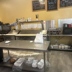 3 Bears Gluten Free Bakery & Cafe - The "kitchen" is very unappealing and just a warming station.