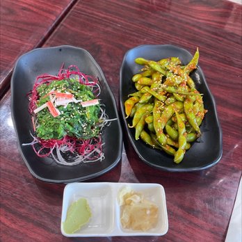 Akii Sushi - Seaweed Salad + Spicy Garlic Edamame  (wasabi + ginger) - Japanese Near Me - Long Beach, California