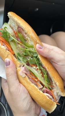 Banh Mi Fresh by null