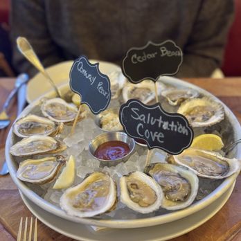 Walloon's Restaurant - Great oyster selection. - Seafood Near Me - Fort Worth, Texas Walloon's Restaurant - Great oyster selection. - Seafood Near Me - Fort Worth, Texas