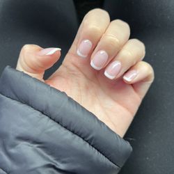 Daisy Nails & Spa