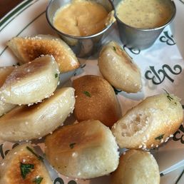 Pretzel bites
