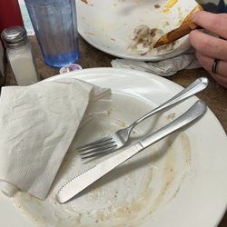 The New Daddy's 10-13 Diner - Empty plates because we were so hungry and it was delicious.