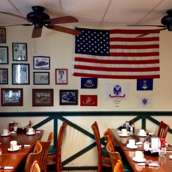Flo's Coffee Shop - I feel patriotic looking at this wall :) - Diners Near Me - El Monte, California Flo's Coffee Shop - I feel patriotic looking at this wall :) - Diners Near Me - El Monte, California