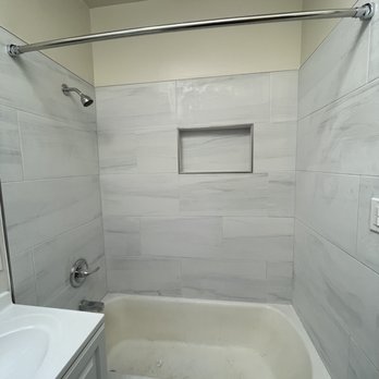 Pristine Coating - Before reglazing. Discolored, got micro holes on bottom. Clean but looks dirty - Refinishing Services Near Me - San Pablo, California