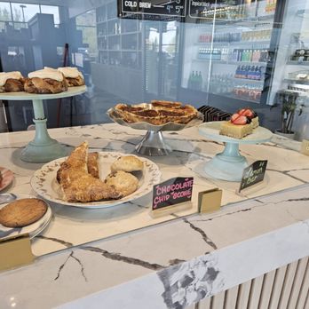 Zingara - Pastry Case - Italian Near Me - Scottsdale, Arizona Zingara - Pastry Case - Italian Near Me - Scottsdale, Arizona