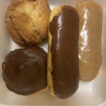 Tasty Donuts & Cafe - Buttermilk Glazed Donut, Chocolate Custard Filled Donut, Maple Bar, Chocolate Bar - Donuts Near Me - West Hollywood, California Tasty Donuts & Cafe - Buttermilk Glazed Donut, Chocolate Custard Filled Donut, Maple Bar, Chocolate Bar - Donuts Near Me - West Hollywood, California