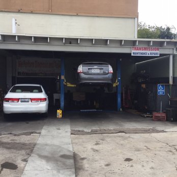 Advanced Auto Tech - In for an oil change - Auto Repair Near Me - San Diego, California Advanced Auto Tech - In for an oil change - Auto Repair Near Me - San Diego, California