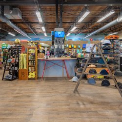 Arlberg Ski & Sport Shop - Welcome to the Arlberg in Portland!