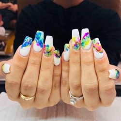 Q Nails Griesbach