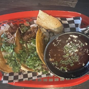 Que Chido Restaurant - Birria tacos - New Mexican Cuisine Near Me - North Miami Beach, Florida Que Chido Restaurant - Birria tacos - New Mexican Cuisine Near Me - North Miami Beach, Florida