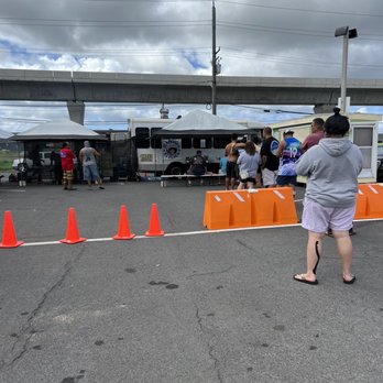 Diamond's Kitchen - Waipahu in the shopping center where Elenas and little ceasars is - Food Trucks Near Me - Waipahu, Hawaii