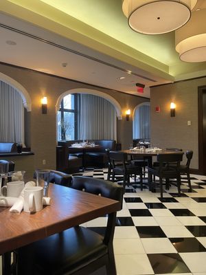 Public Kitchen And Bar by null