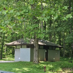 Cades Cove Riding Stables - Nearby restrooms- they were pretty gross