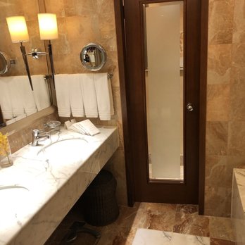 香港港麗酒店 - Hotels Near Me - Hong Kong, HK