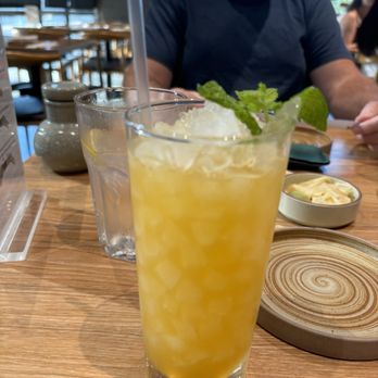 Hello Temaki - Passion fruit cocktail - Sushi Bars Near Me - Elk Grove, California Hello Temaki - Passion fruit cocktail - Sushi Bars Near Me - Elk Grove, California