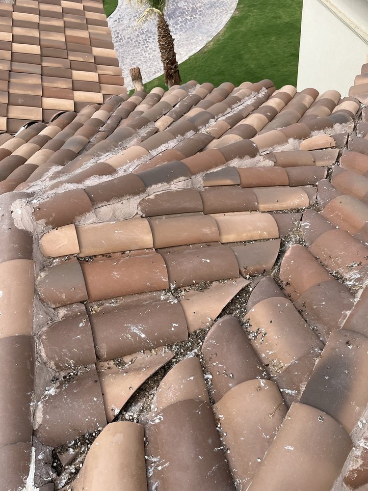 Slide of V&V Roofing & Construction