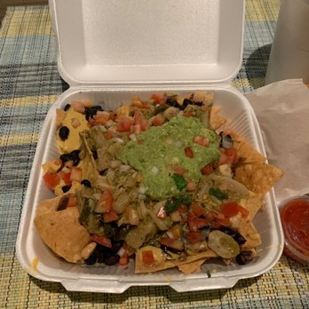 Garduno's Taco King - Vegan nachos with green jack fruit - Vegan Near Me - Baldwin Park, California Garduno's Taco King - Vegan nachos with green jack fruit - Vegan Near Me - Baldwin Park, California